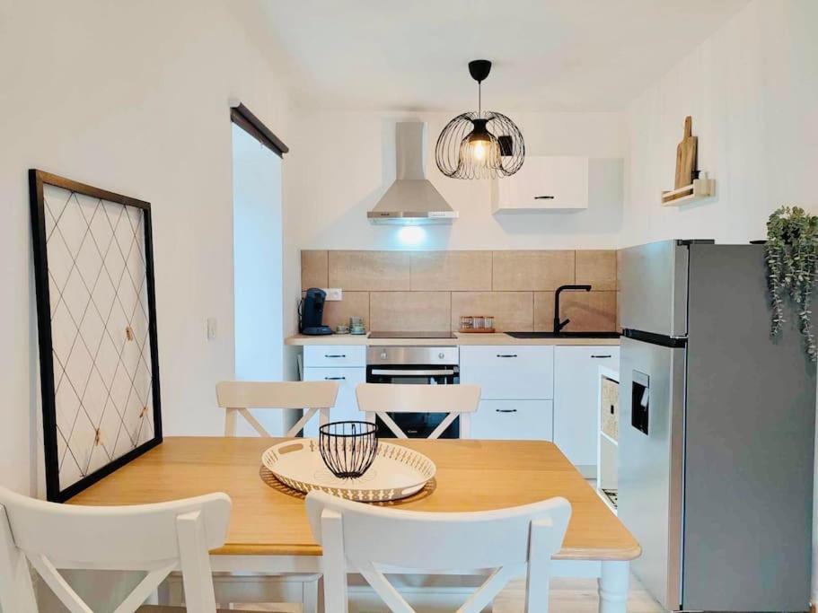 Le Rendez Vous - Parking Gratuit Apartamento Carcassonne Exterior foto
